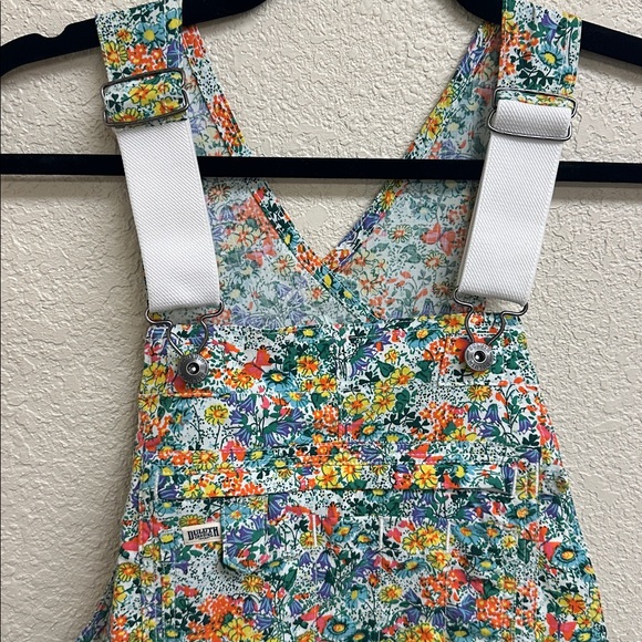 Duluth Trading Company Heirloom Gardening Overall Short - Picture 3 of 5